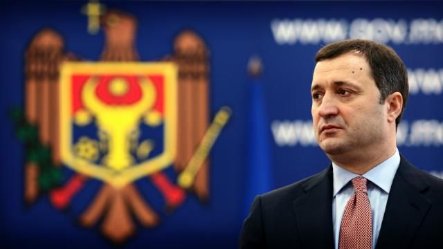 Экс-премьер Молдовы загремел за решетку