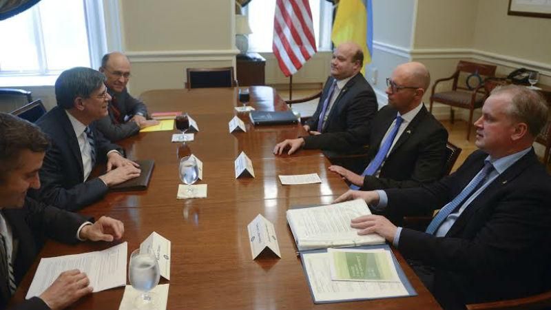 Яценюк: Реформи ДФС і митниці – одні з головних у дорожній карті між Україною і США