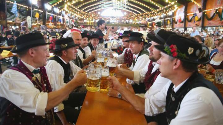 Пивные фестивали, где хмельной напиток льется рекой Пивные фестивали, где хмельной напиток льется рекой