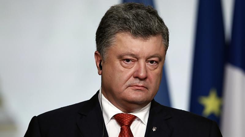 Порошенко рассказал, сколько выпускников Академии внутренних дел погибли на Донбассе