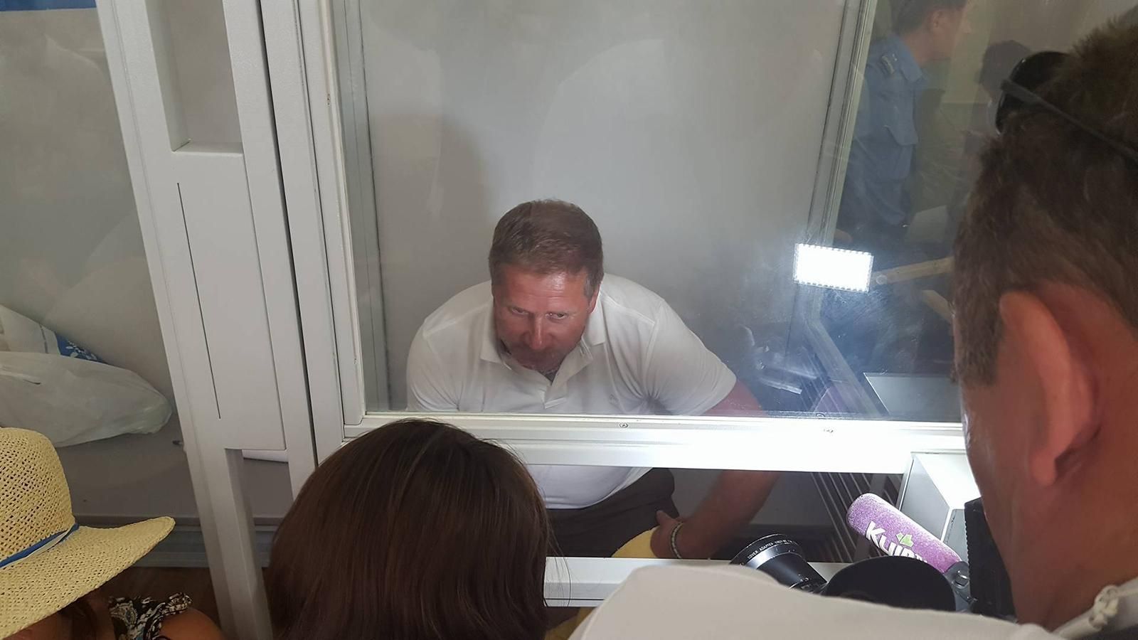 Первый вице-спикер Рады хочет взять командира "Айдара" на поруки Первый вице-спикер Рады хочет взять командира "Айдара" на поруки