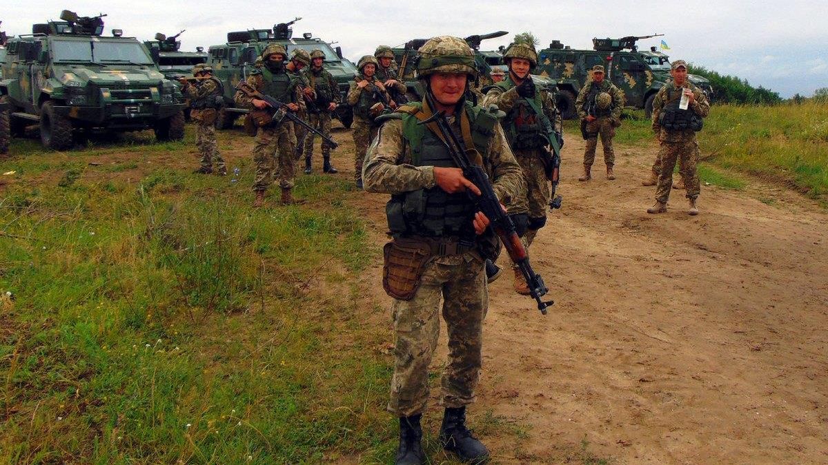 Як українські десантники разом з американцями тренуються Як українські десантники разом з американцями тренуються