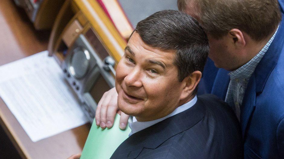 У Тимошенко ще не визначились, чи підтримають зняття недоторканності зі свого колеги У Тимошенко ще не визначились, чи підтримають зняття недоторканності зі свого колеги