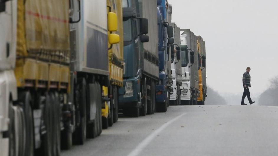 Росія ускладнила транзит українських товарів до Казахстану та Киргизької Республіки Росія ускладнила транзит українських товарів до Казахстану та Киргизької Республіки