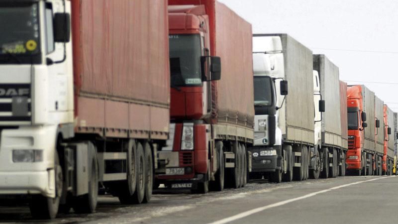 Обмеження транзиту через Росію: Україна відповіла дзеркальними санкціями Обмеження транзиту через Росію: Україна відповіла дзеркальними санкціями