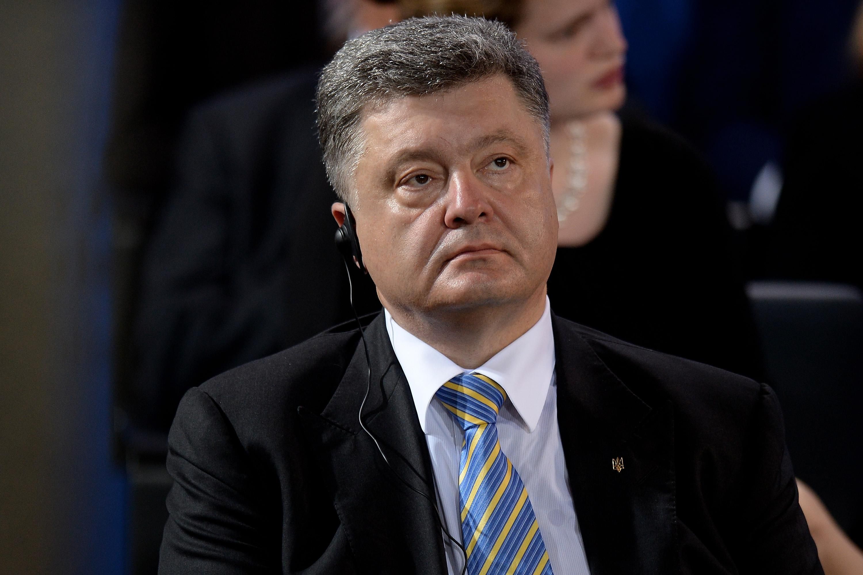 Порошенко підписав таємний документи Ради Нацбезпеки