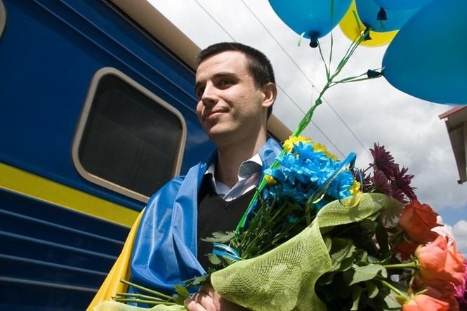 Не давали есть, спать, регулярно били, – экс-политзаключенный о страшных пытках ФСБ Не давали есть, спать, регулярно били, – экс-политзаключенный о страшных пытках ФСБ