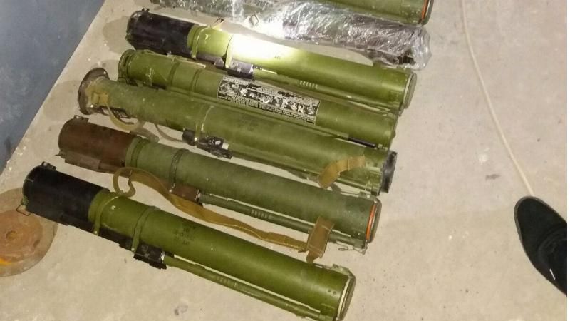 Арсенал зброї, викраденої із зони АТО, знайшли на базі полку "Дніпро-1", – ГПУ 