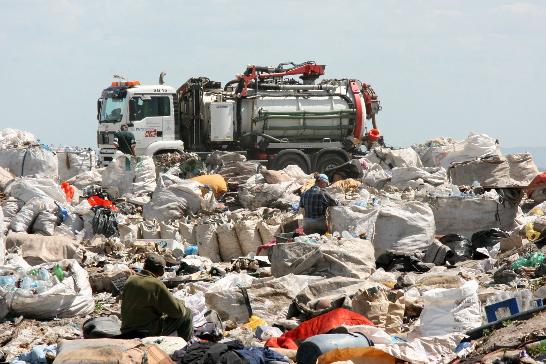 В Киеве рассказали, что сделали со львовским мусором