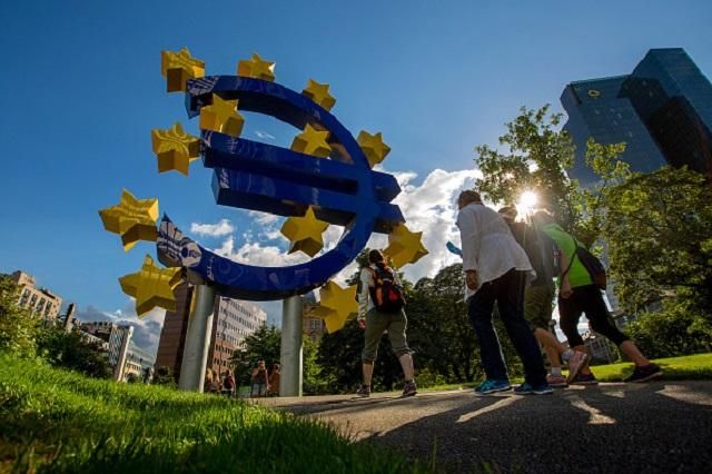 Болезненно и мучительно долго: как нам делают безвиз Болезненно и мучительно долго: как нам делают безвиз