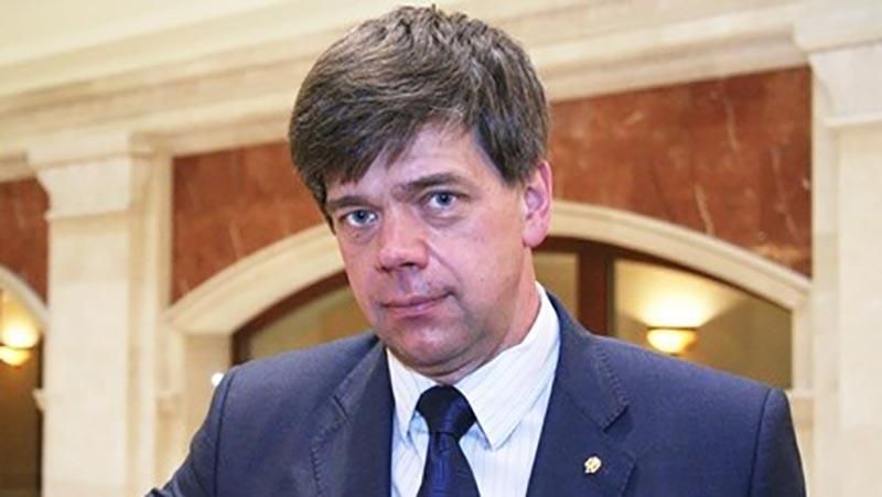 У НАБУ розповіли про злочинну схему адвокатів Онищенка У НАБУ розповіли про злочинну схему адвокатів Онищенка