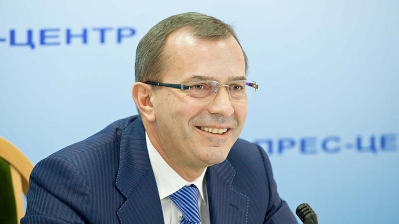 Луценко показав музей коштовностей, який знайшли у Клюєва