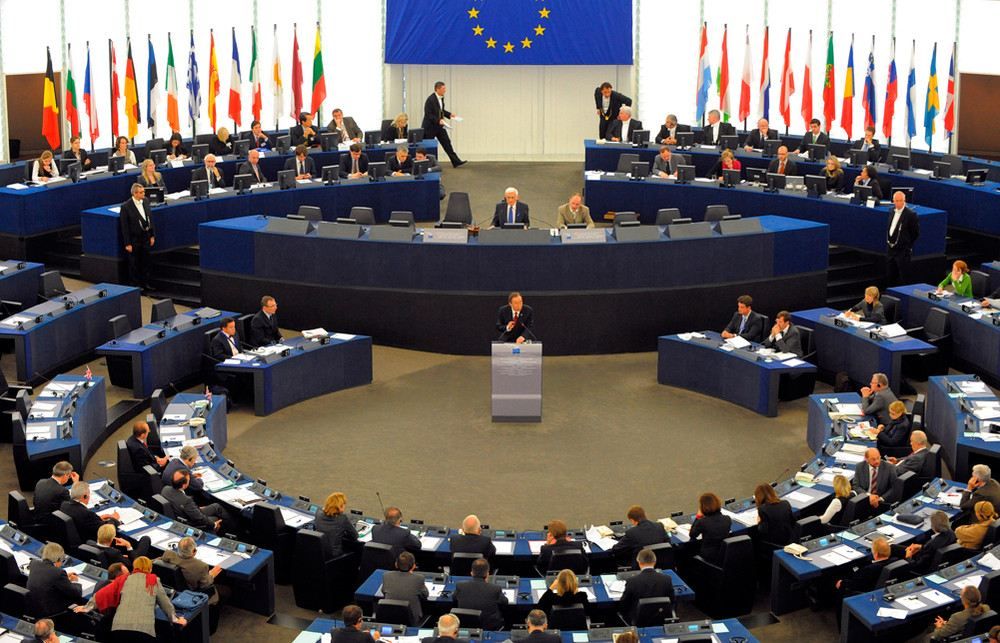 Европарламент одобрил рекомендацию о безвизовом режиме Украине