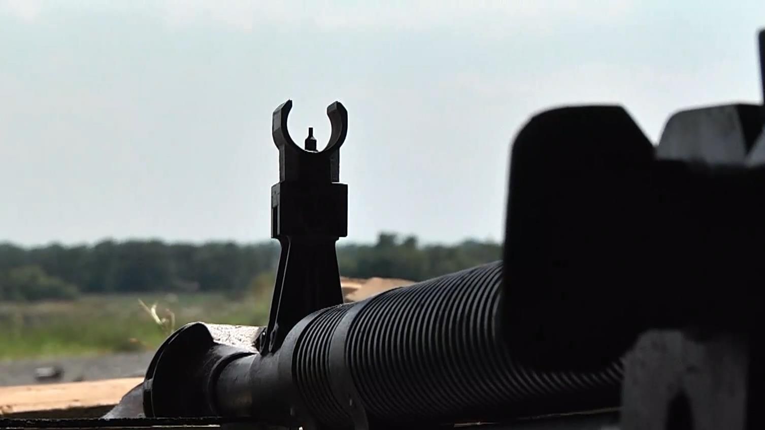 Пески под обстрелом: бойцы, которые держат линию фронта Пески под обстрелом: бойцы, которые держат линию фронта