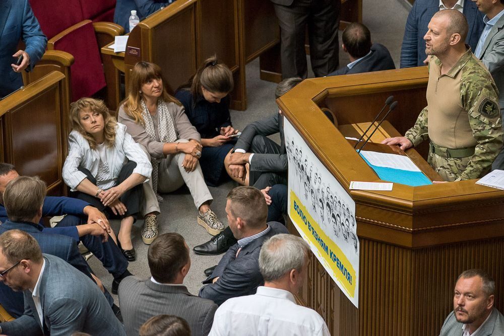 Депутаты решили пожертвовать летними каникулами: сессии закрывать не будут Депутаты решили пожертвовать летними каникулами: сессии закрывать не будут