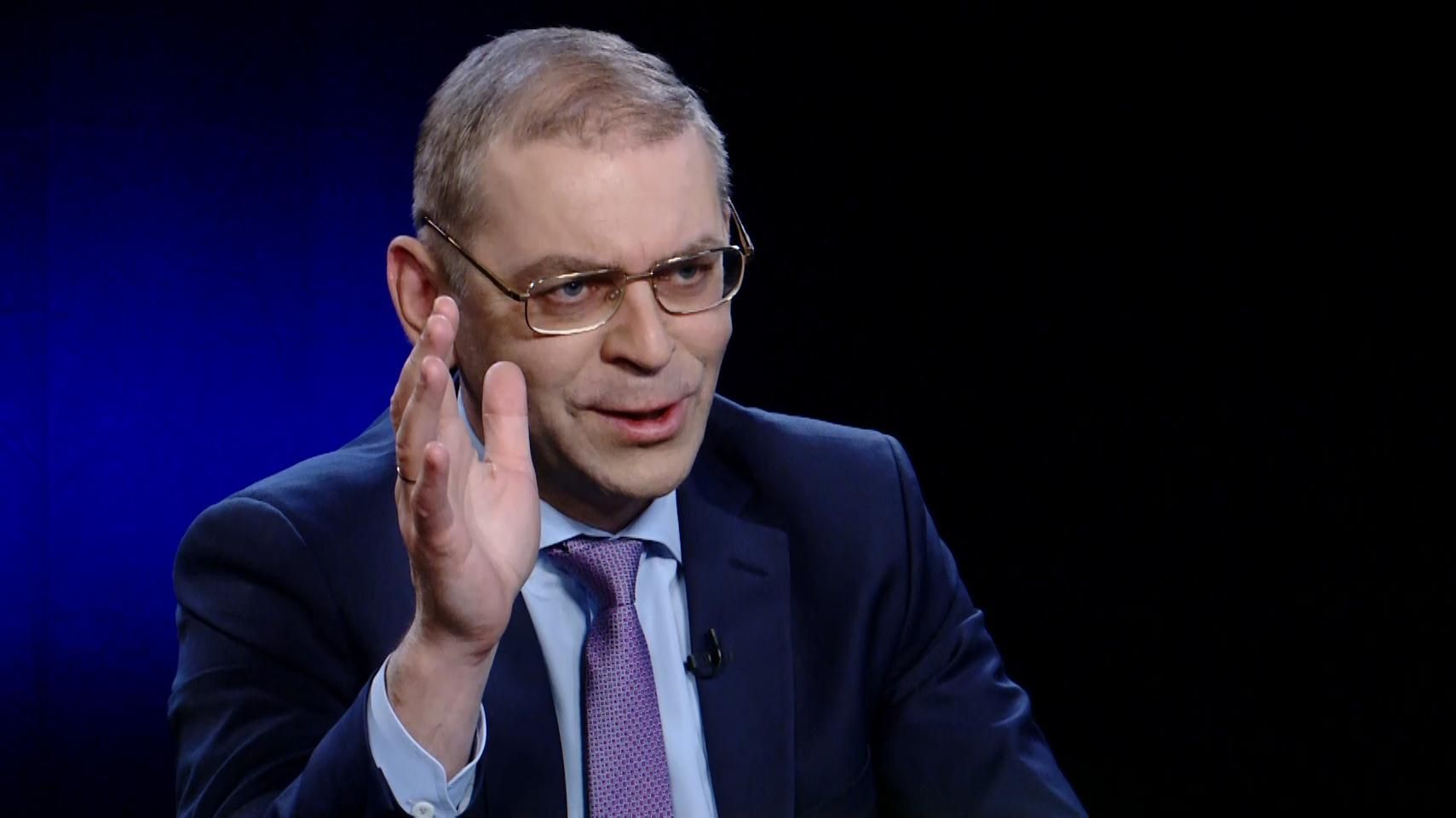 Фотофакт: Одіозний Пашинський показав середній палець у Верховній Раді Фотофакт: Одіозний Пашинський показав середній палець у Верховній Раді