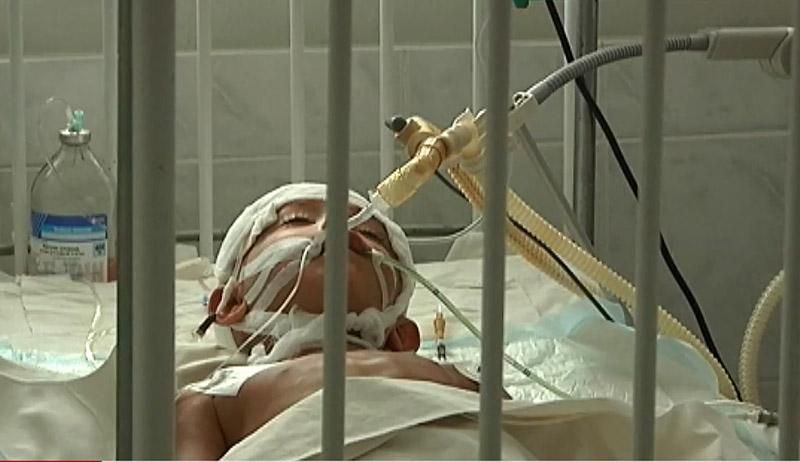 Мальчика чуть не убил осколок от косилки Мальчика чуть не убил осколок от косилки