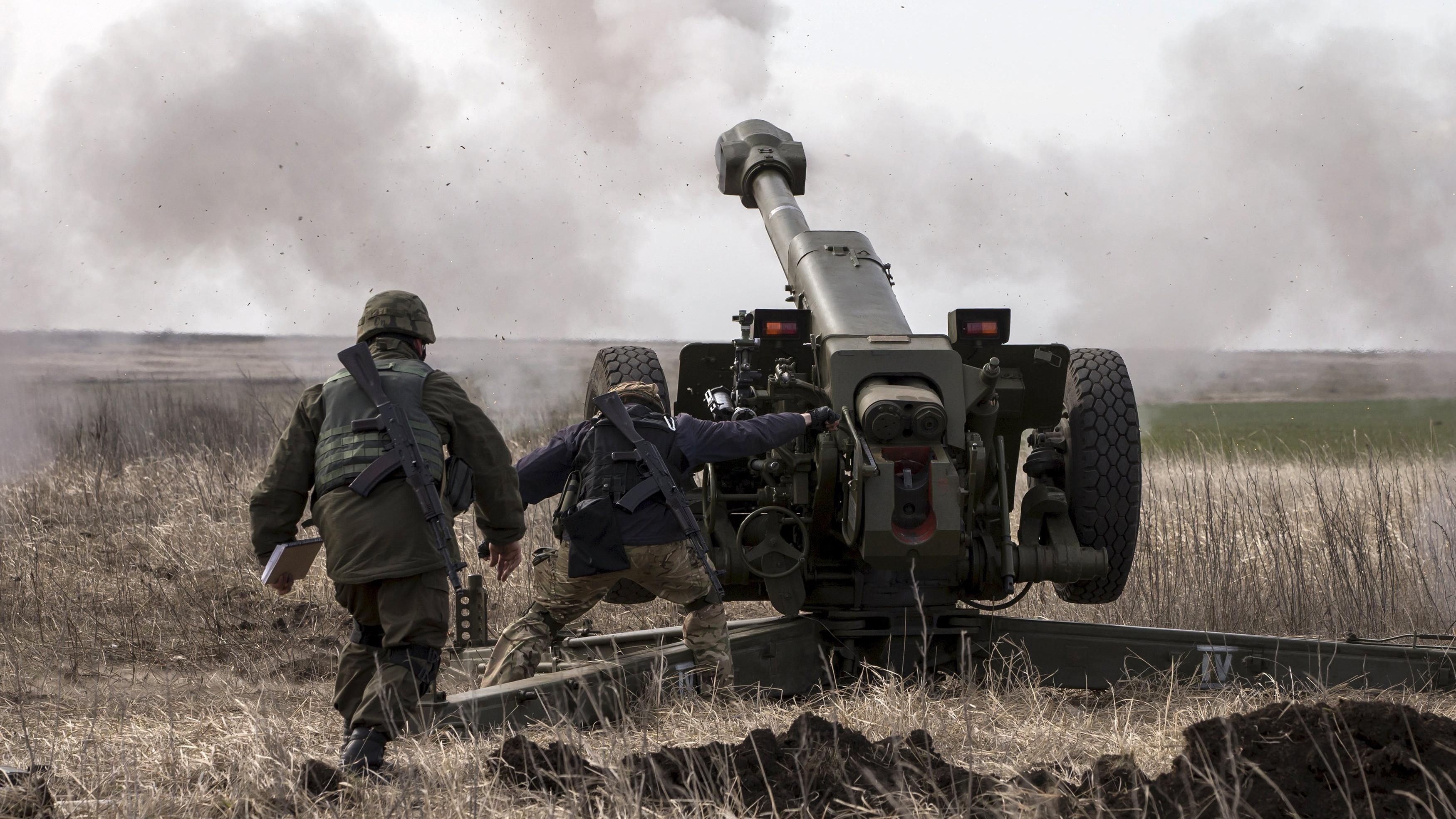 Террористы подстрелили украинского пограничника на Донбассе Террористы подстрелили украинского пограничника на Донбассе