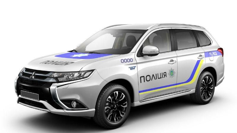 Нацполіція пересідає на новенькі позашляховики Нацполіція пересідає на новенькі позашляховики