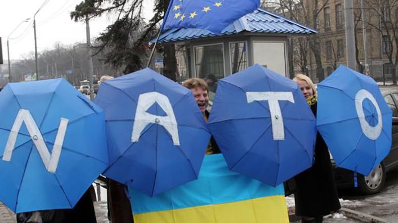 Стало відомо, коли Україну приймуть у НАТО Стало відомо, коли Україну приймуть у НАТО