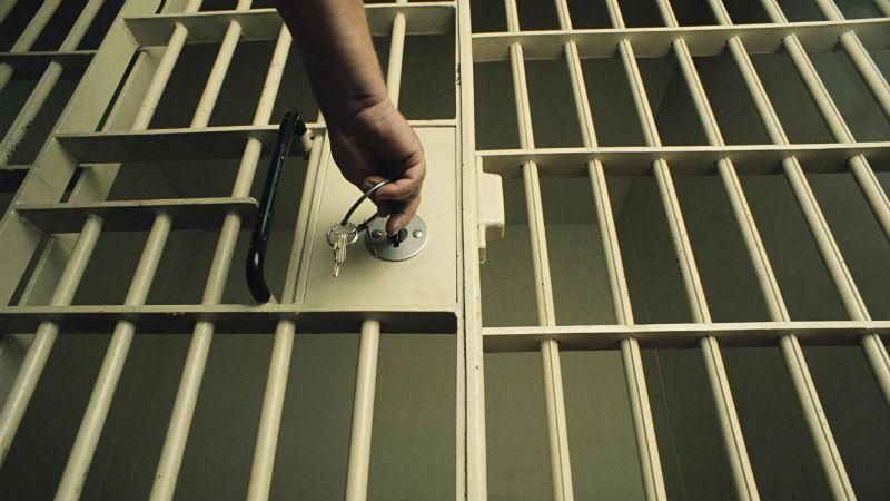 Боевики массово выпускают осужденных и вербуют их в свои ряды Боевики массово выпускают осужденных и вербуют их в свои ряды