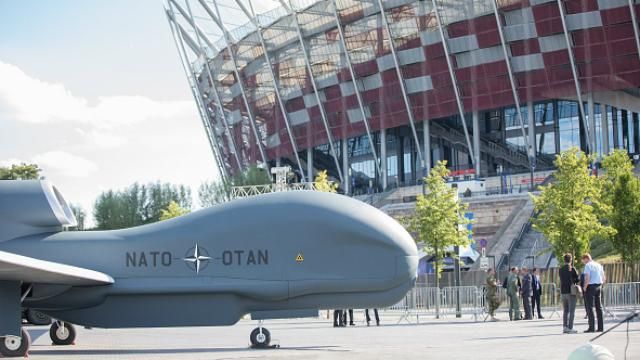 Во время саммита НАТО над Варшавой перехватили подозрительные беспилотники Во время саммита НАТО над Варшавой перехватили подозрительные беспилотники