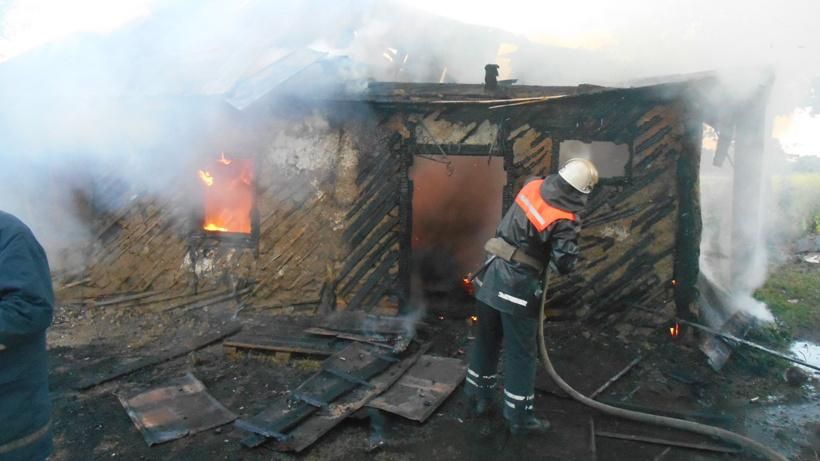 Під час пожежі поблизу Києва загинули матір із 9-річним сином