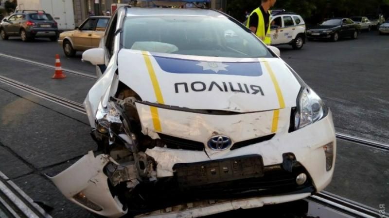 Масова ДТП за участі поліції: опубліковані фото Масова ДТП за участі поліції: опубліковані фото