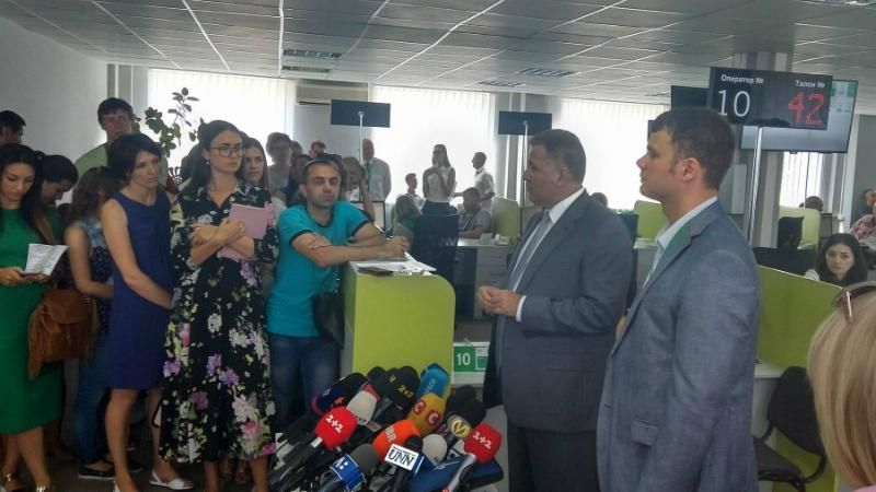 Аваков открыл первый современный сервисный центр МВД: появились фото