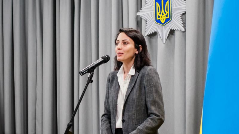 Аваков опроверг сообщение об отставке Деканоидзе Аваков опроверг сообщение об отставке Деканоидзе