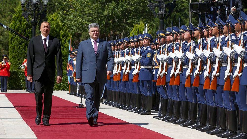 Нафта, авіація та Крим: про що говорили президенти України та Азербайджану
