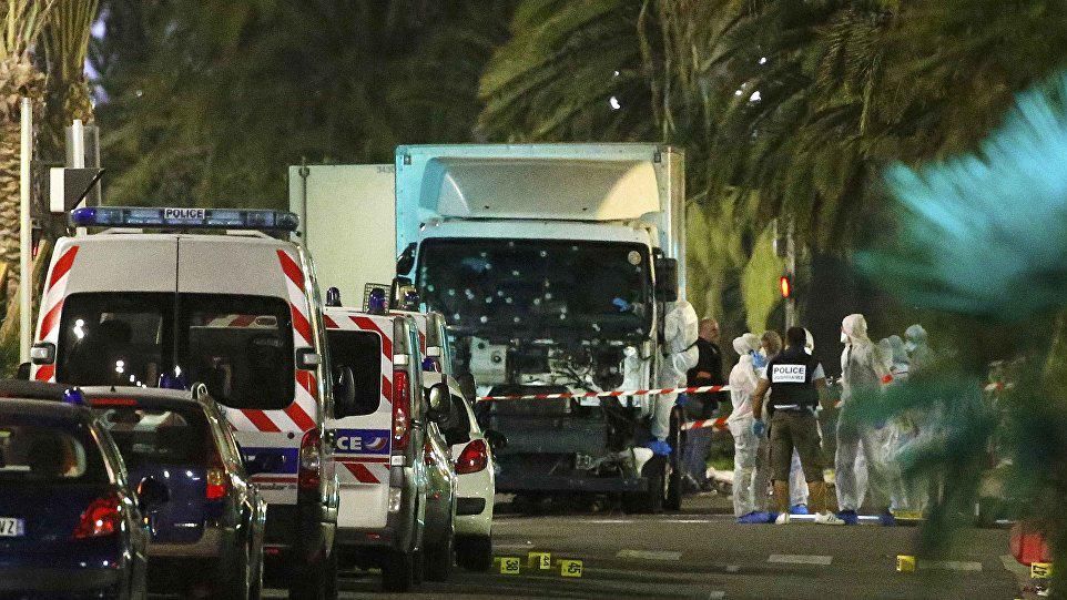 За терактом у Франції стоїть "Ісламська держава"