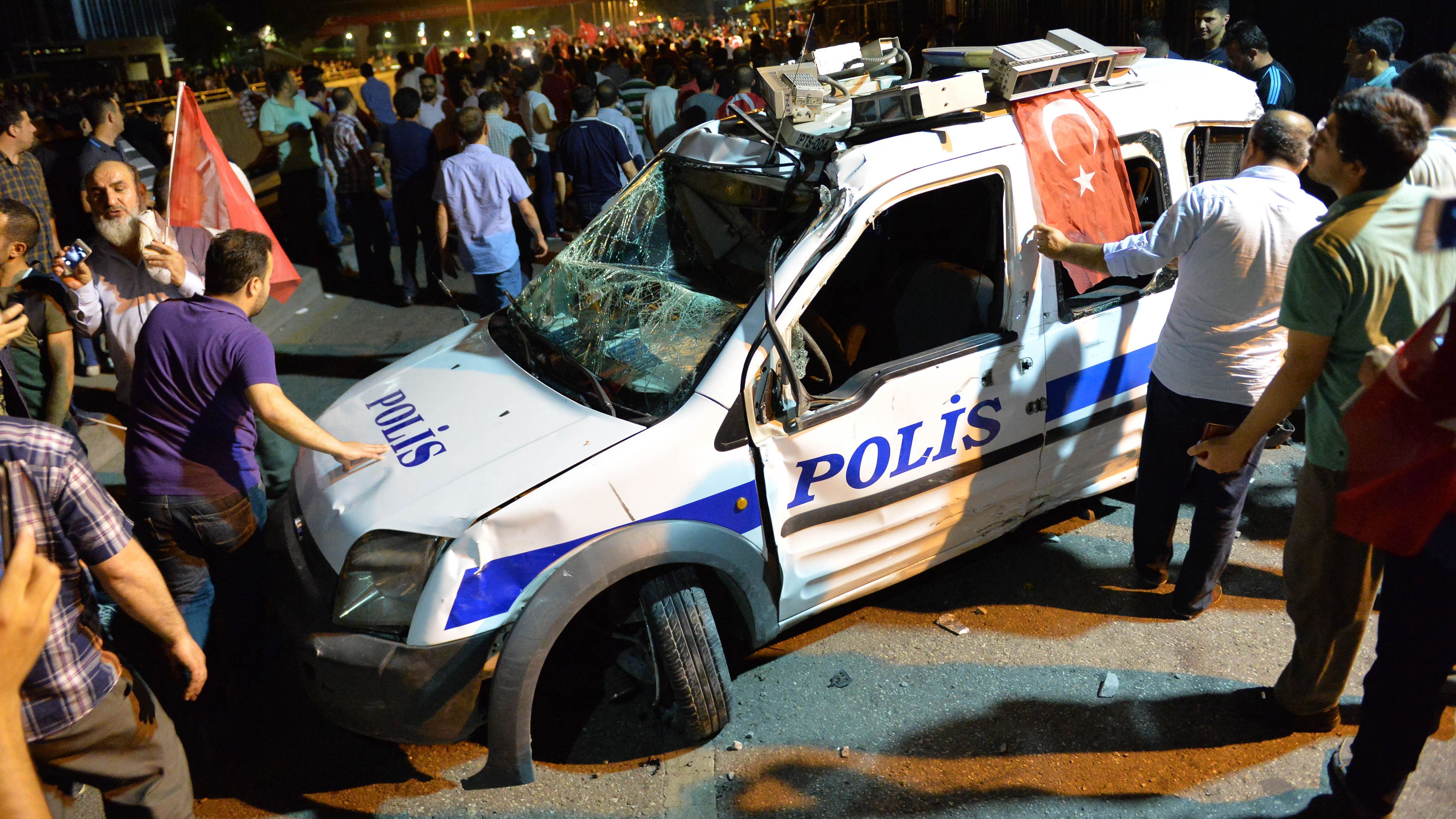 Переворот у Туреччині: з'явилась інформація про кількість загиблих поліцейських