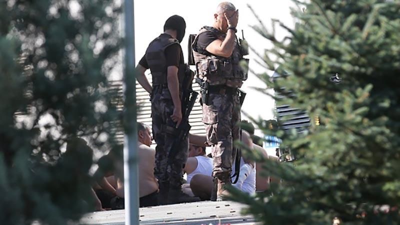 ЗМІ назвали лідера перевороту в Туреччині ЗМІ назвали лідера перевороту в Туреччині