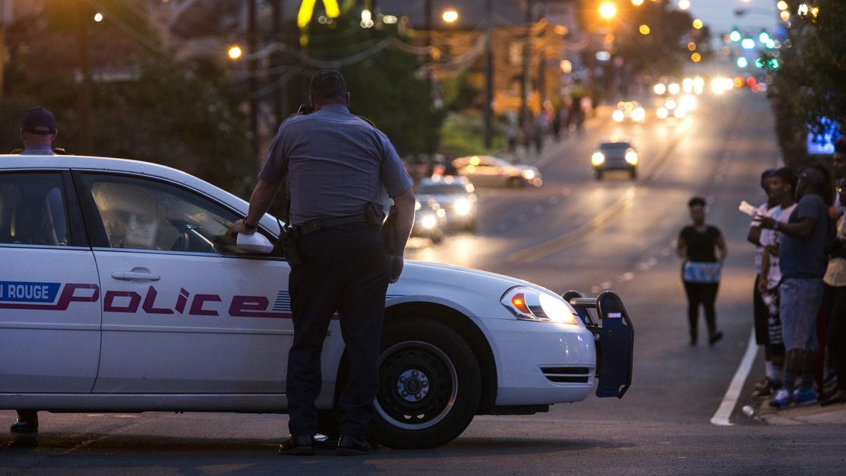 Чергова стрілянина в поліцію у США: є вбиті