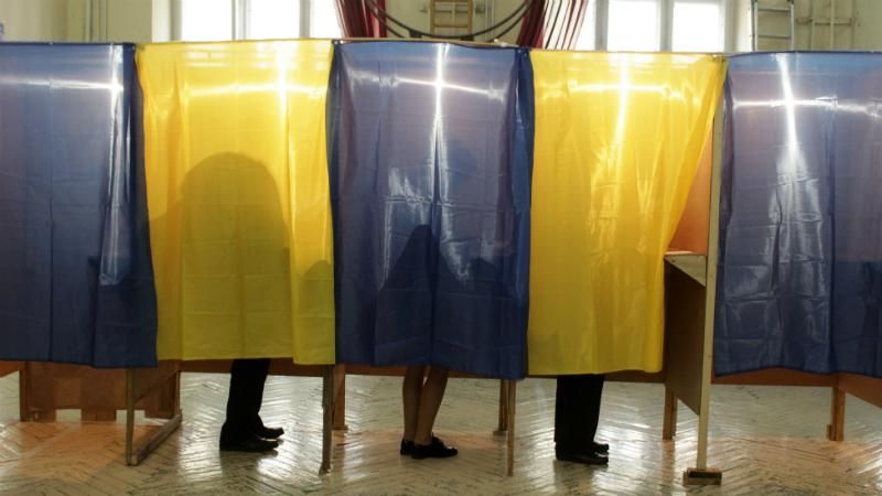 У Чернігові на довиборах до Ради перемагає самовисуванець Микитась У Чернігові на довиборах до Ради перемагає самовисуванець Микитась