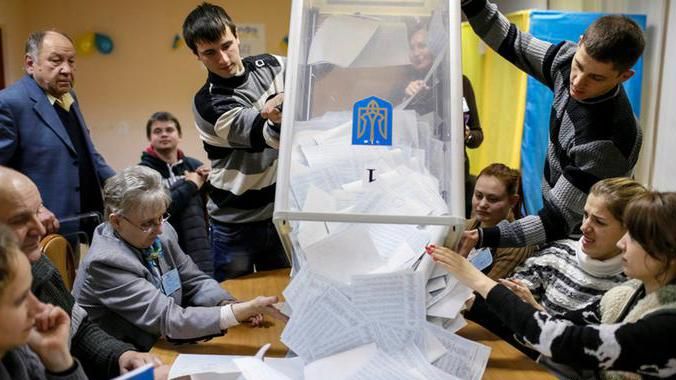 Хто лідирує на довиборах до парламенту Хто лідирує на довиборах до парламенту