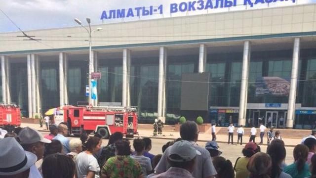 Стрельба в Алматы: появились первые видео