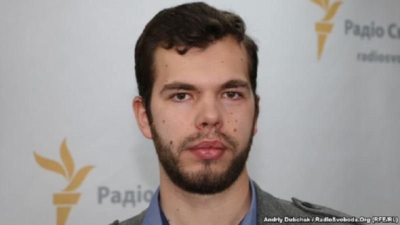 Кримчанина, який захищає українську мову, допитало ФСБ Кримчанина, який захищає українську мову, допитало ФСБ