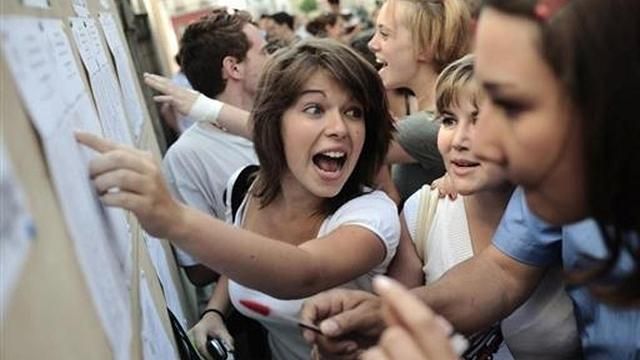 Абитуриенты подали больше миллиона заявлений на поступление Абитуриенты подали больше миллиона заявлений на поступление