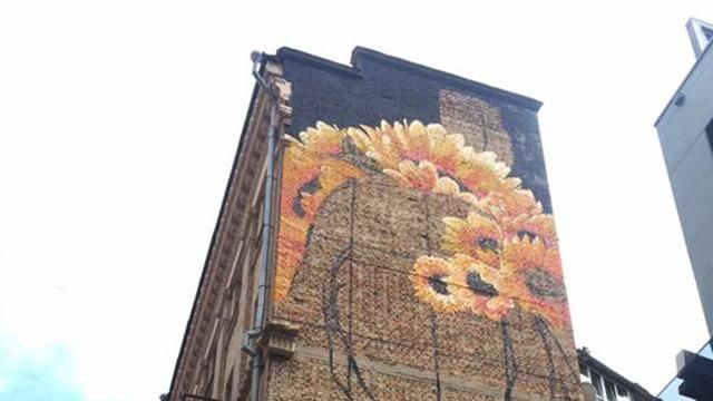 Квітучий мурал з’явився у центрі Києва: опубліковані фото Квітучий мурал з’явився у центрі Києва: опубліковані фото