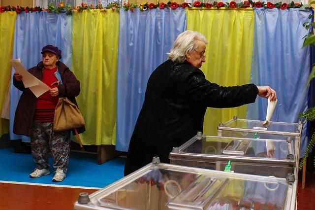Довибори у Раду можуть "охолодити" тих, хто хоче дострокових виборів, – експерт
