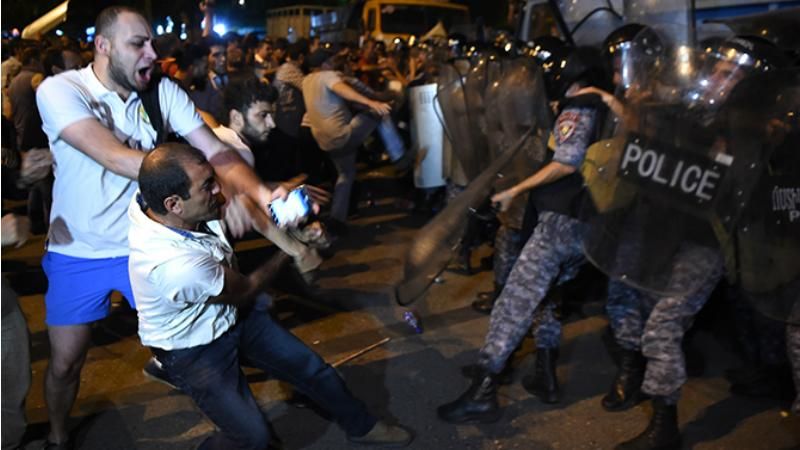Столкновения в Ереване: обновленная информация о пострадавших