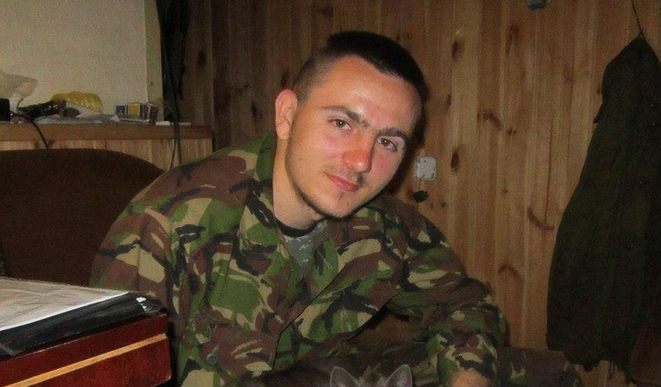 Герои не умирают: на Закарпатье похоронили храброго военного с позывным "Оса" Герои не умирают: на Закарпатье похоронили храброго военного с позывным "Оса"