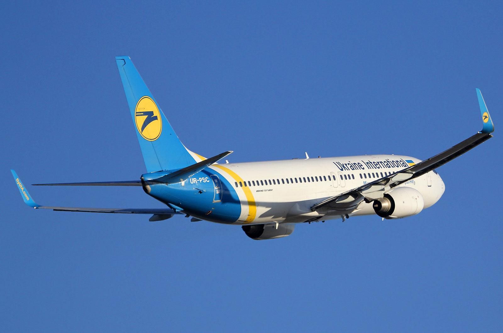 МАУ отримала новий літак Boeing 737-800