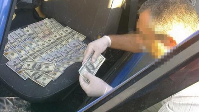 Полицейские шантажировали фотографа в Кировоградской области Полицейские шантажировали фотографа в Кировоградской области