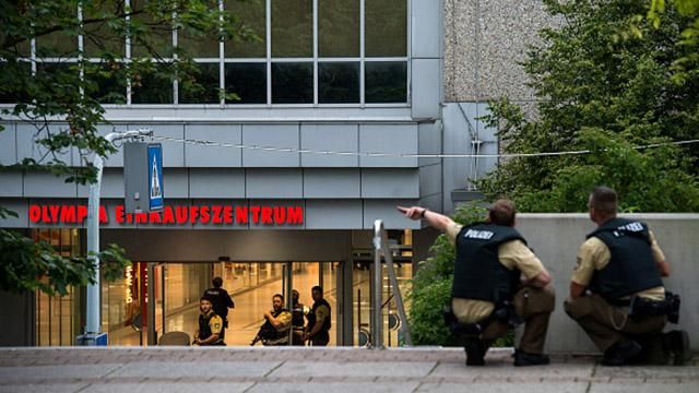 Стрельба в Мюнхене: погибли 10 человек, еще 20 ранены