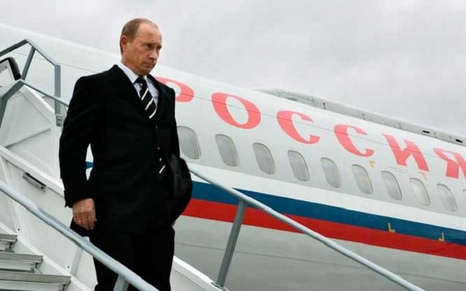 Літак Путіна зафіксували у Криму