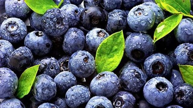 Фотофакт: у Британії продають українські ягоди Фотофакт: у Британії продають українські ягоди