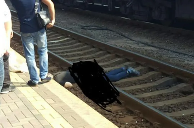 Смерть, вокзал, Київ Смерть, вокзал, Київ